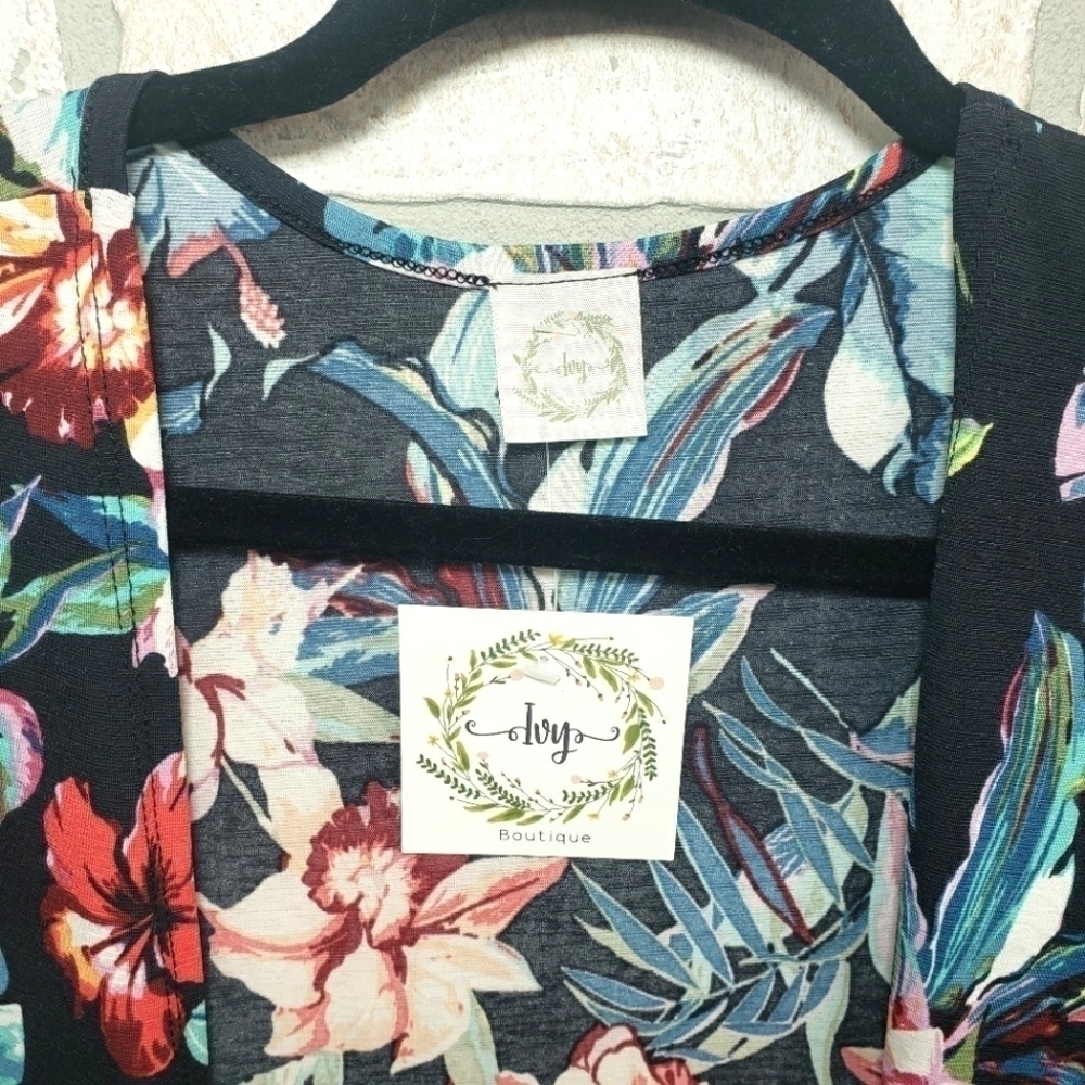 Kimono - Picture 5 of 7
